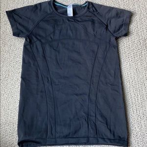 Ivivva athletic shirt